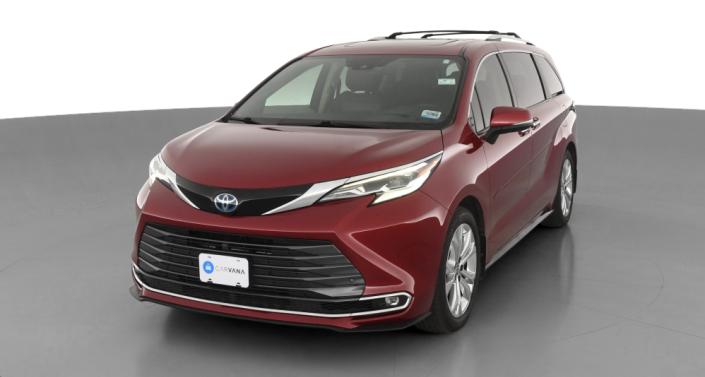 2022 Toyota Sienna Platinum -
                Wheatland, OK