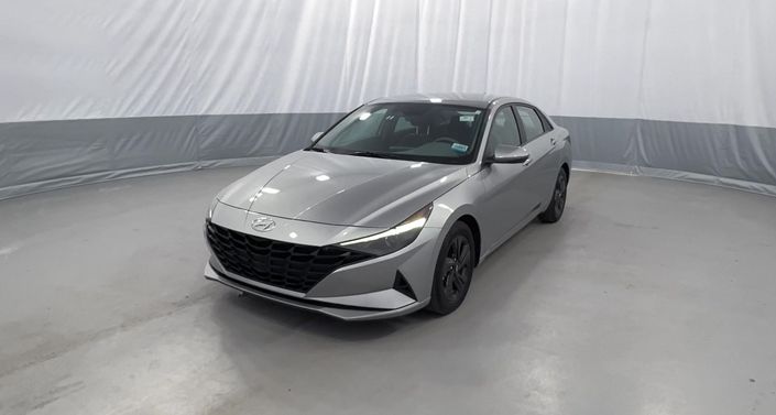 2023 Hyundai Elantra SEL -
                Akron, NY