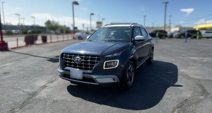 2023 Hyundai Venue Limited -
                Denver, CO