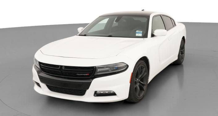 2015 Dodge Charger R/T Hero Image