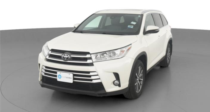 2019 Toyota Highlander XLE -
                Hebron, OH