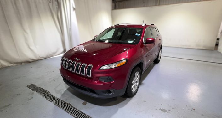 2016 Jeep Cherokee Latitude Hero Image