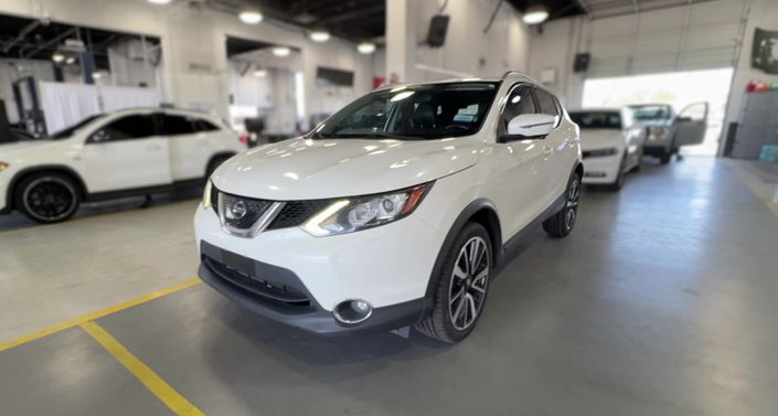 2017 Nissan Rogue Sport SL Hero Image
