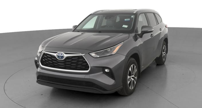 2023 Toyota Highlander XLE -
                Hebron, OH