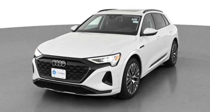 2024 Audi Q8 e-tron Premium Plus -
                Beverly, NJ