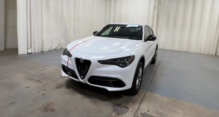 Thumbnail: 2024 Alfa Romeo Stelvio - 1