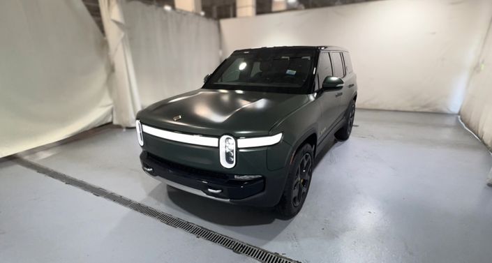 Thumbnail: 2023 Rivian R1S - 1