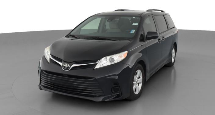 2018 Toyota Sienna LE -
                Concord, NC