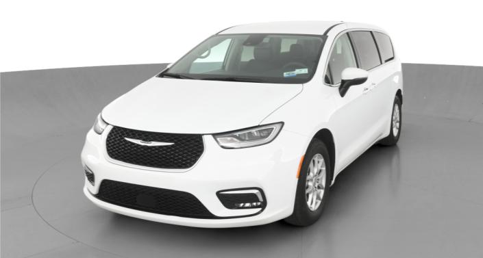 2023 Chrysler Pacifica Touring L -
                Colonial Heights, VA