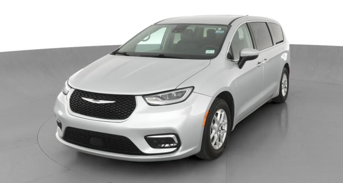 2023 Chrysler Pacifica Touring L -
                  Colonial Heights, VA