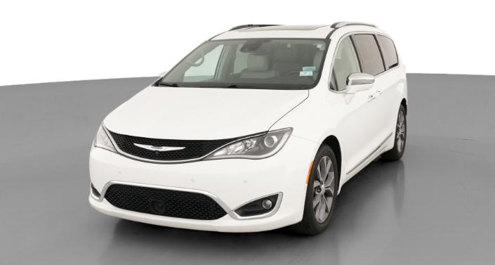 2018 Chrysler Pacifica Limited Hero Image
