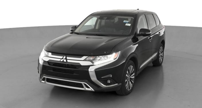 Thumbnail: 2020 Mitsubishi Outlander - 1