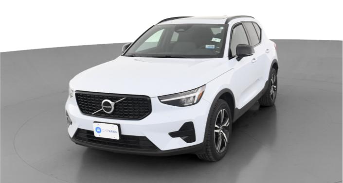 2024 Volvo XC40 B5 Core -
                Indianapolis, IN