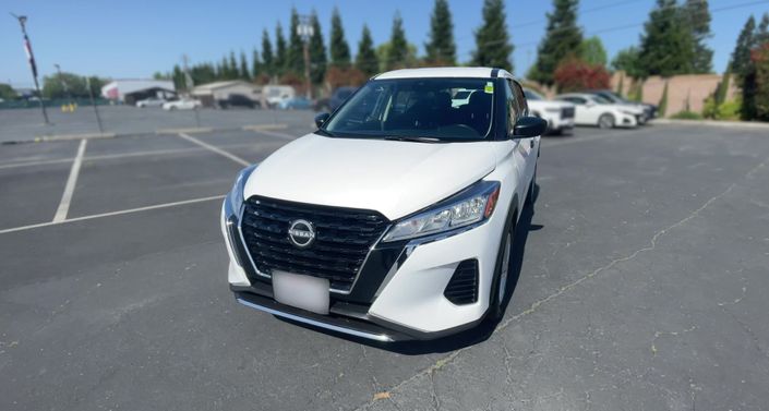 2024 Nissan Kicks S Hero Image