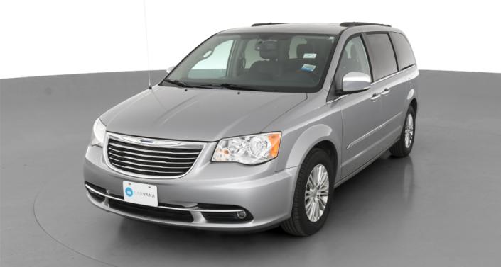 2015 Chrysler Town & Country Touring Hero Image