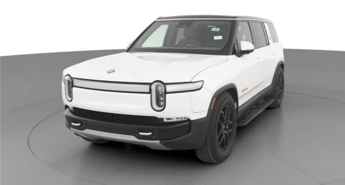 2023 Rivian R1S Adventure Hero Image