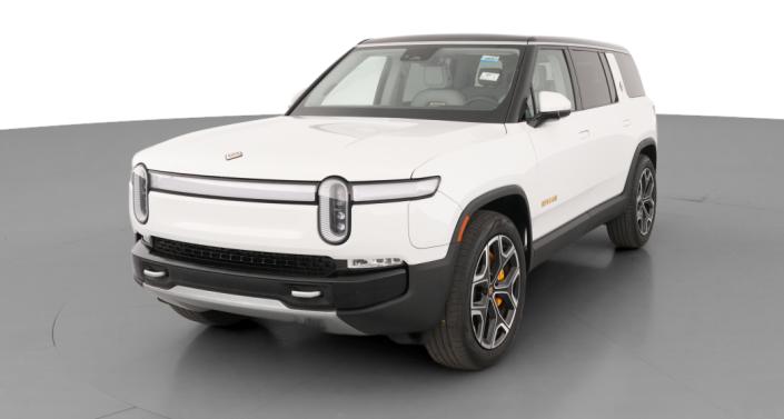 2024 Rivian R1S Adventure Hero Image