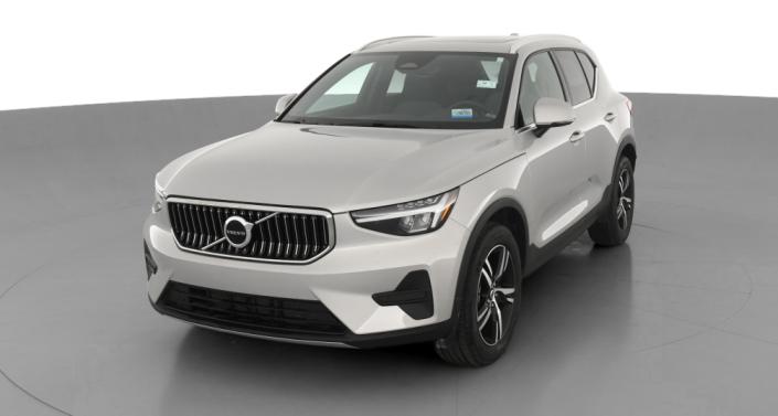 2024 Volvo XC40 B5 Core -
                Wheatland, OK