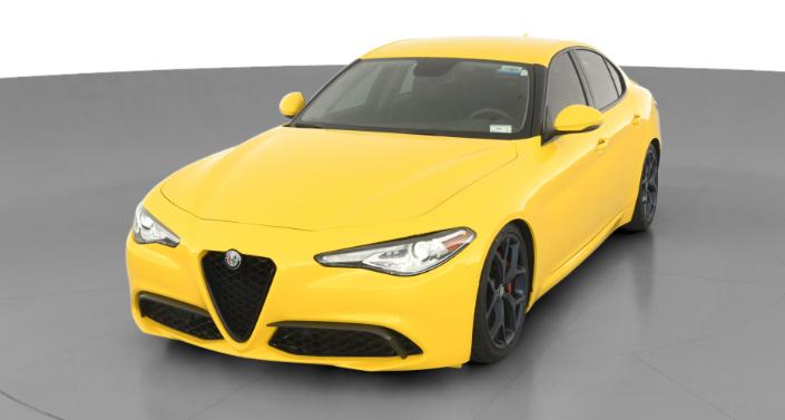 2019 Alfa Romeo Giulia Base Hero Image