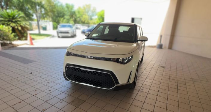 2024 Kia Soul LX -
                Miami, FL
