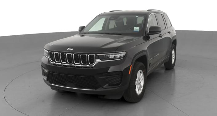 2023 Jeep Grand Cherokee Laredo -
                Hebron, OH