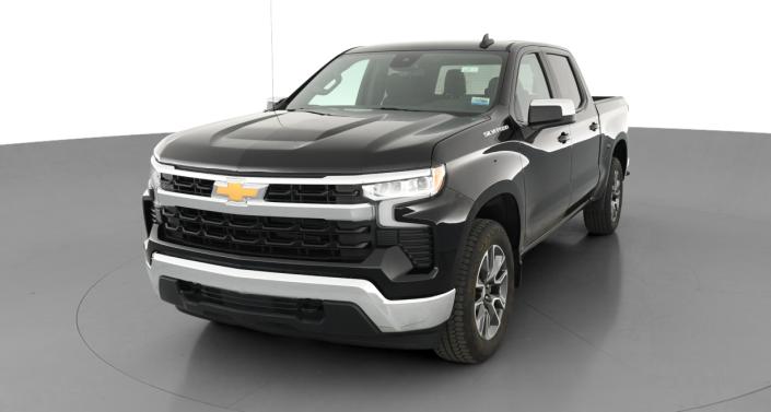 2022 Chevrolet Silverado 1500 LT -
                Lorain, OH
