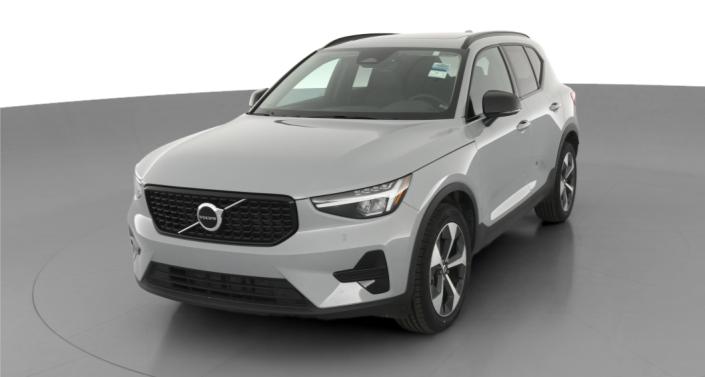 2024 Volvo XC40 B5 Core -
                Rocklin, CA