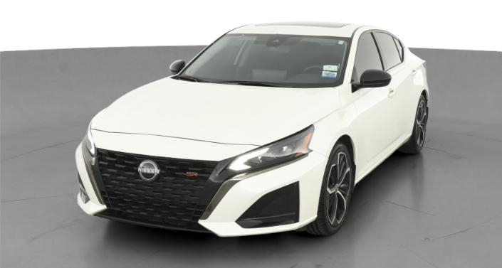 2023 Nissan Altima SR Hero Image