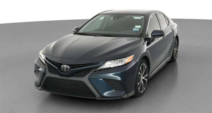 2019 Toyota Camry SE -
                Trenton, OH