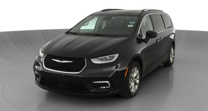 2021 Chrysler Pacifica Touring L -
                Lorain, OH