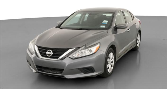 2016 Nissan Altima S Hero Image