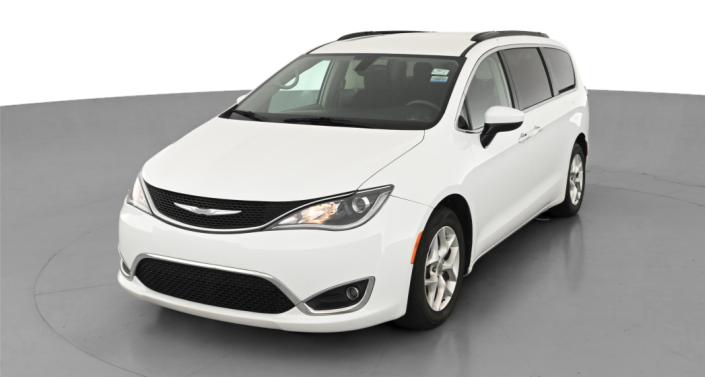 2017 Chrysler Pacifica Touring Plus -
                Beverly, NJ
