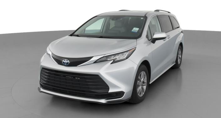 2022 Toyota Sienna LE -
                Concord, NC
