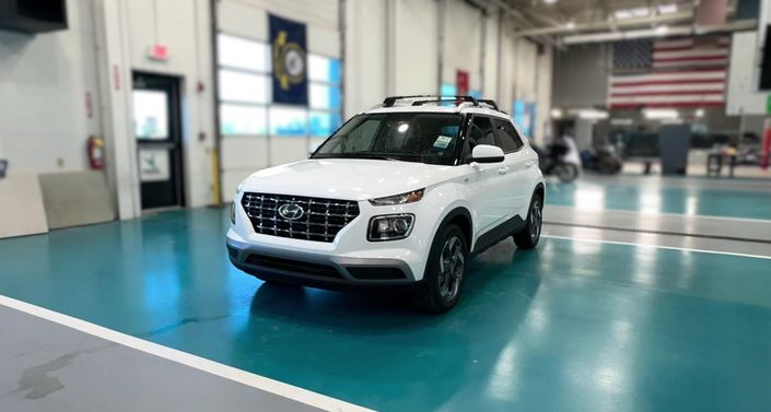 2024 Hyundai Venue SEL -
                Madison, TN