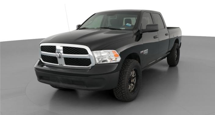 Thumbnail: 2019 RAM 1500 Classic - 1