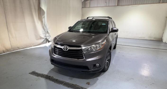 Thumbnail: 2016 Toyota Highlander - 1
