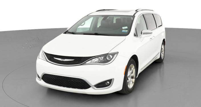 2019 Chrysler Pacifica Limited -
                Lorain, OH