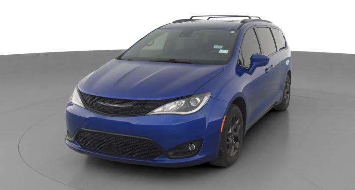 2019 Chrysler Pacifica  -
                Hebron, OH