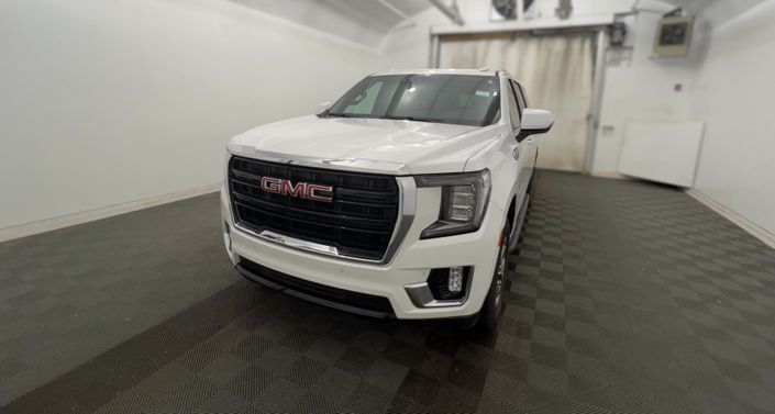 2022 GMC Yukon XL SLE Hero Image