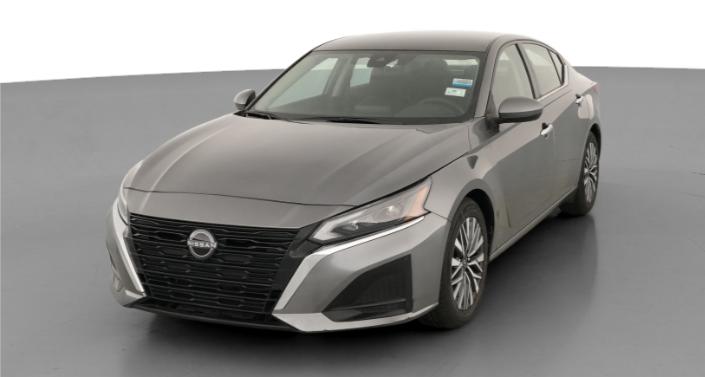 2023 Nissan Altima SV Hero Image