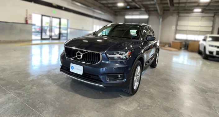 2022 Volvo XC40 T5 Momentum -
                Fairview, OR
