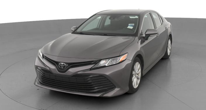 2020 Toyota Camry LE -
                Hebron, OH
