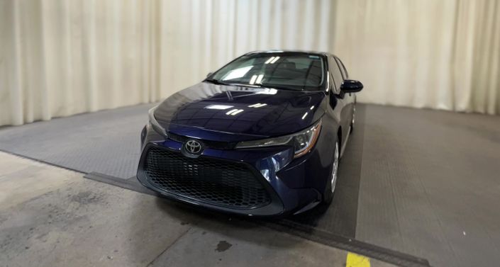 2020 Toyota Corolla LE Hero Image