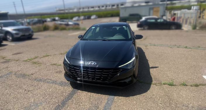 2023 Hyundai Elantra SEL -
                San Diego, CA