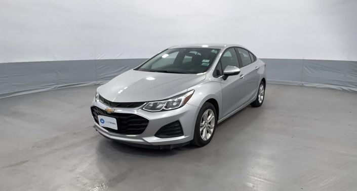 Thumbnail: 2019 Chevrolet Cruze - 1