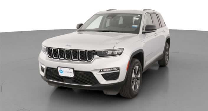 2023 Jeep Grand Cherokee SE Hero Image