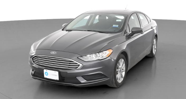 2017 Ford Fusion SE Hero Image