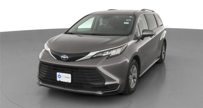 2023 Toyota Sienna LE -
                Wheatland, OK
