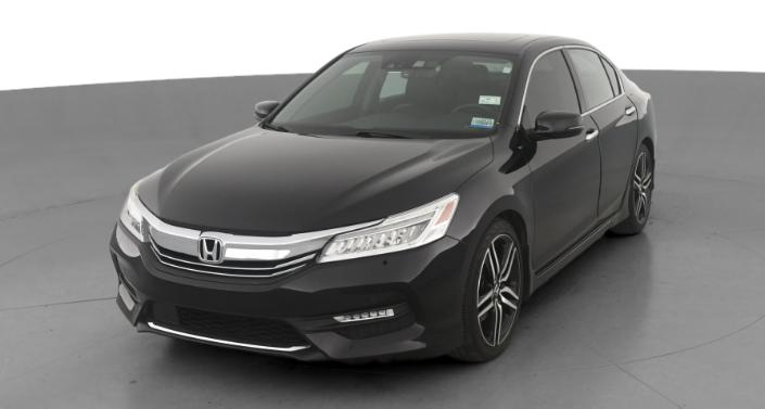 2017 Honda Accord Touring -
                Hebron, OH