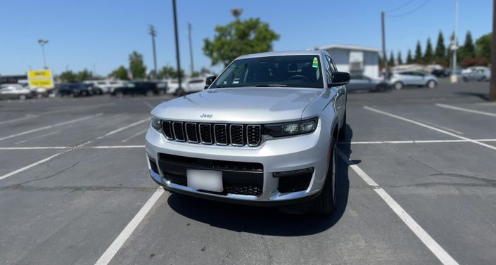 2023 Jeep Grand Cherokee L Limited Edition Hero Image